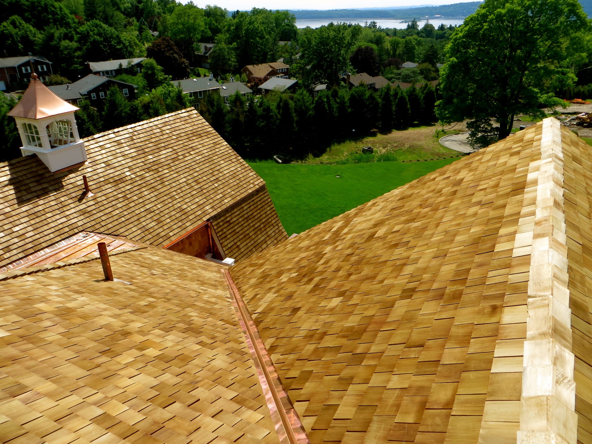 Synthetic Vs Natural Cedar Shake Westchester Ny Cedar Roofing